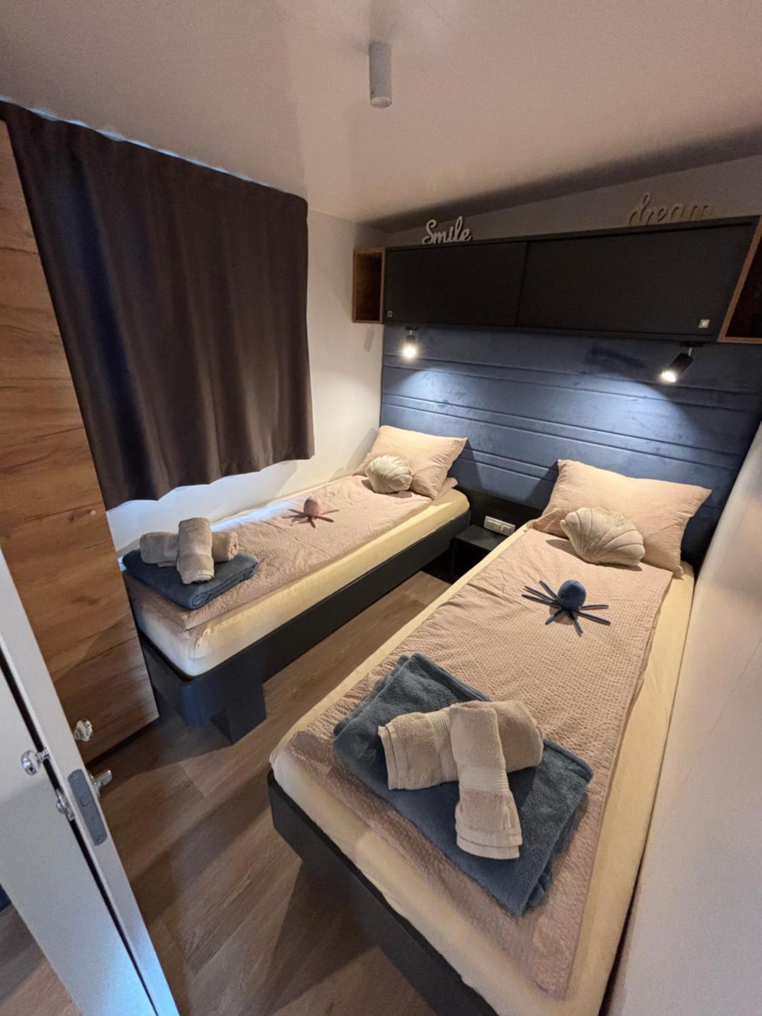 Mobile Home Luna Selce Buitenkant foto