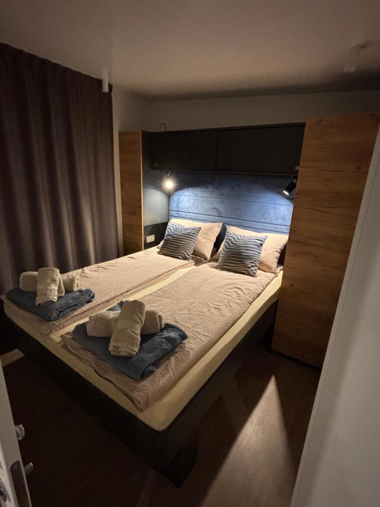 Mobile Home Luna Selce Buitenkant foto